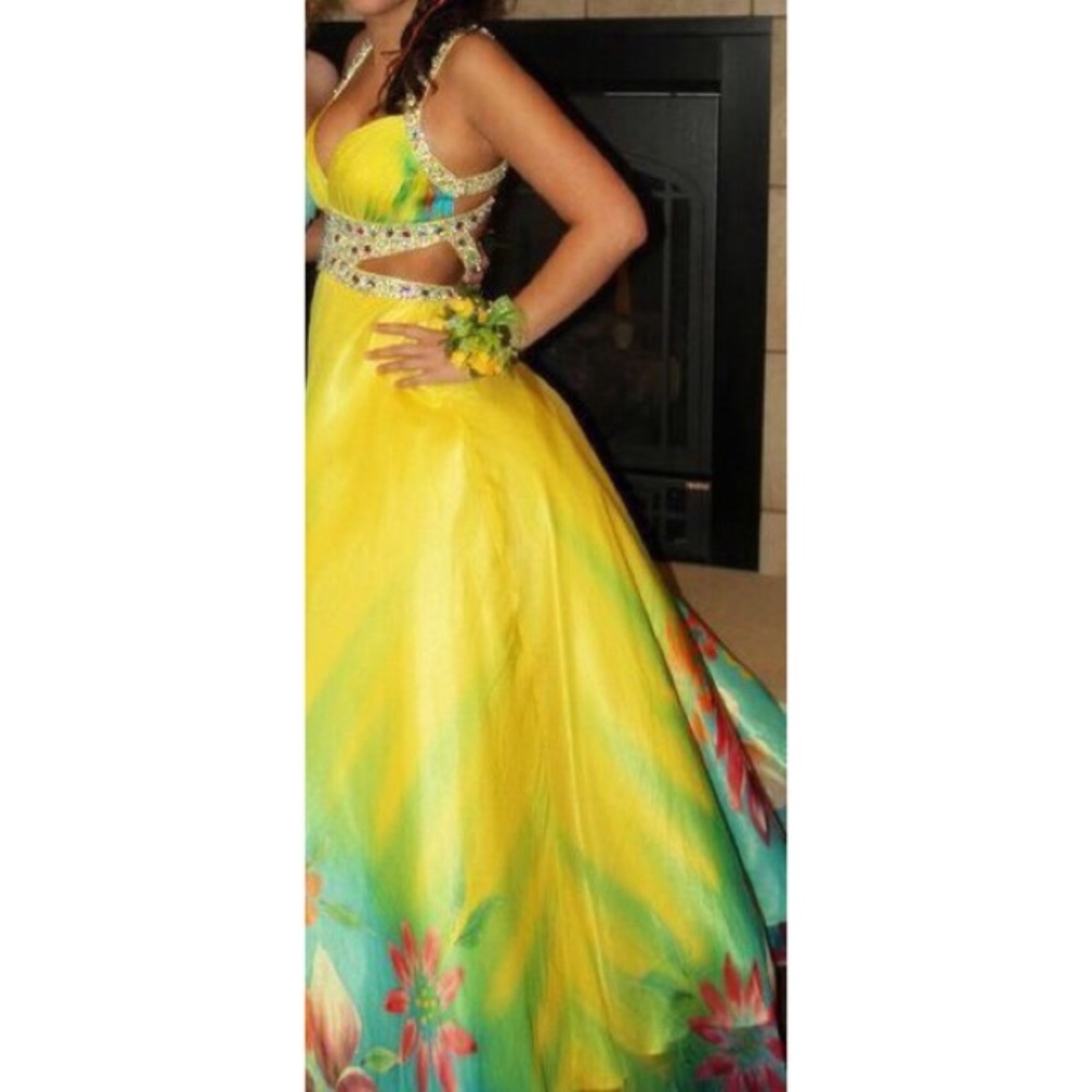 Prom dress